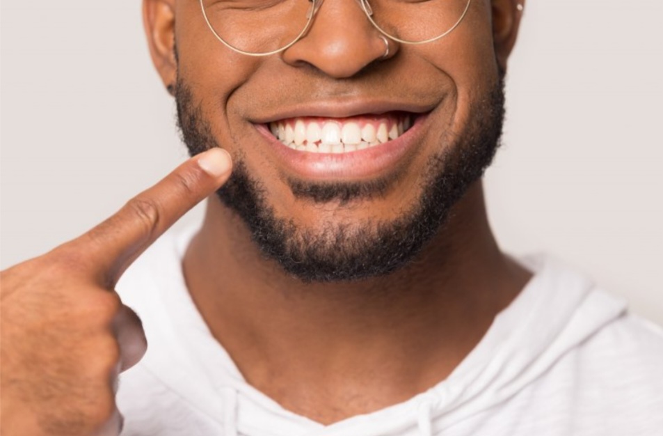 5 Foods That Help Whiten Teeth